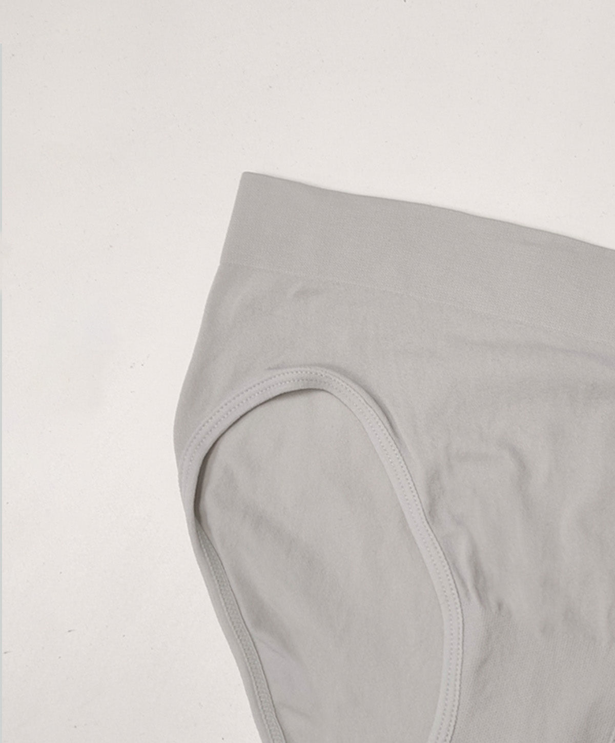 Seamfree Brisk Midi Panty