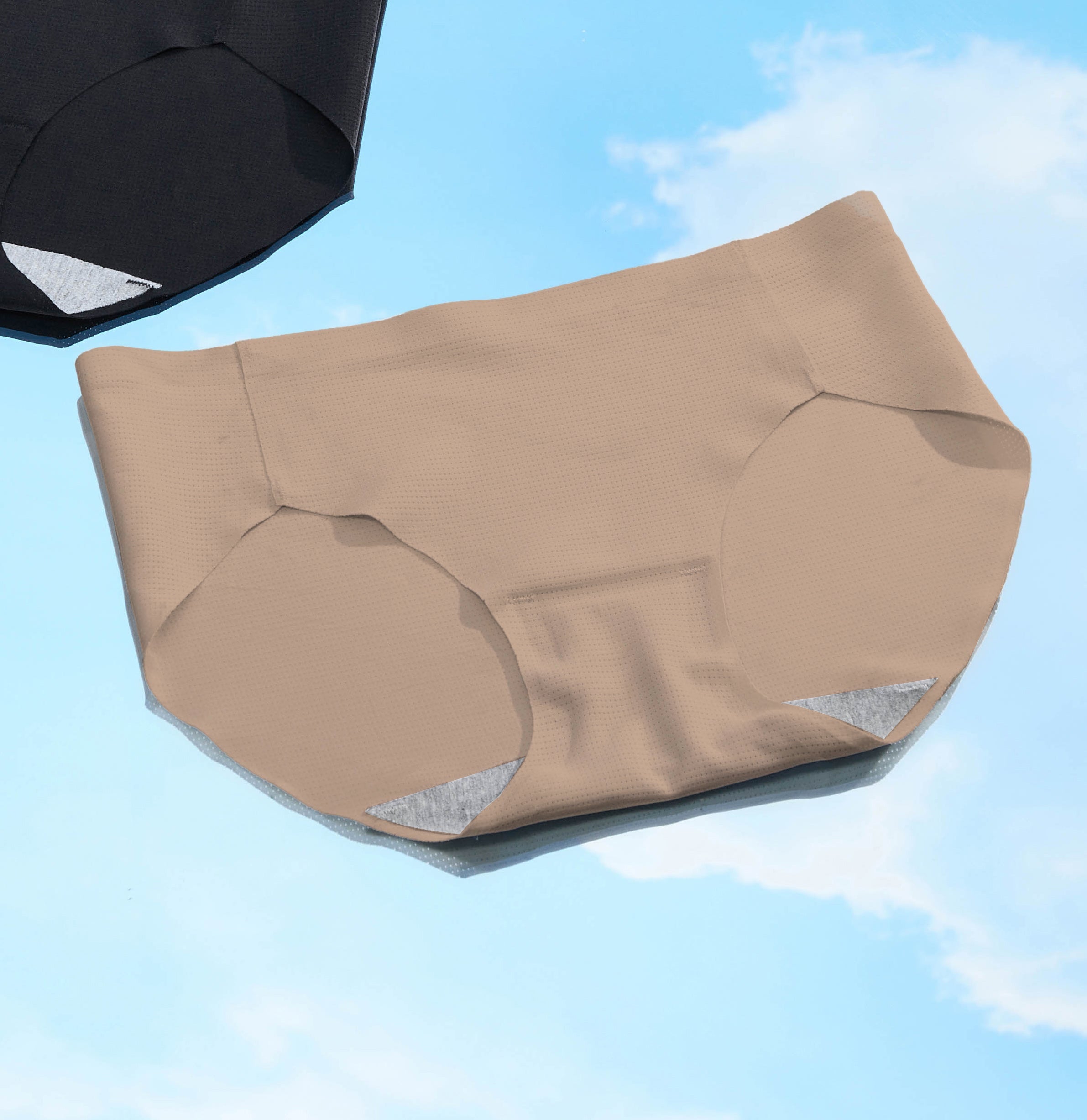 Airy Smooth Seamless Mini Panty