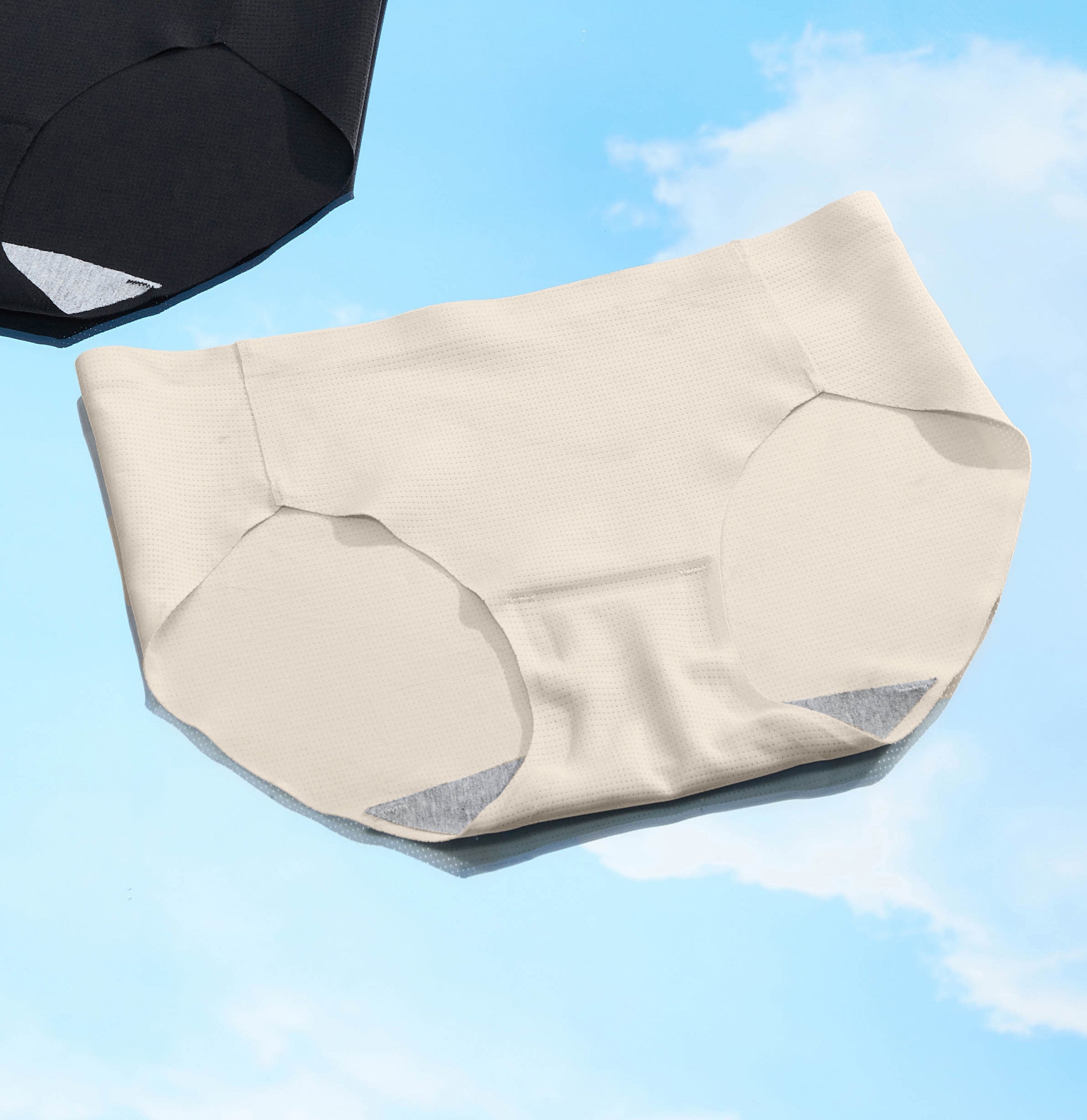 Airy Smooth Seamless Mini Panty