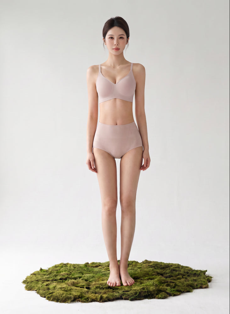 The Invisible Core Maxi Panty