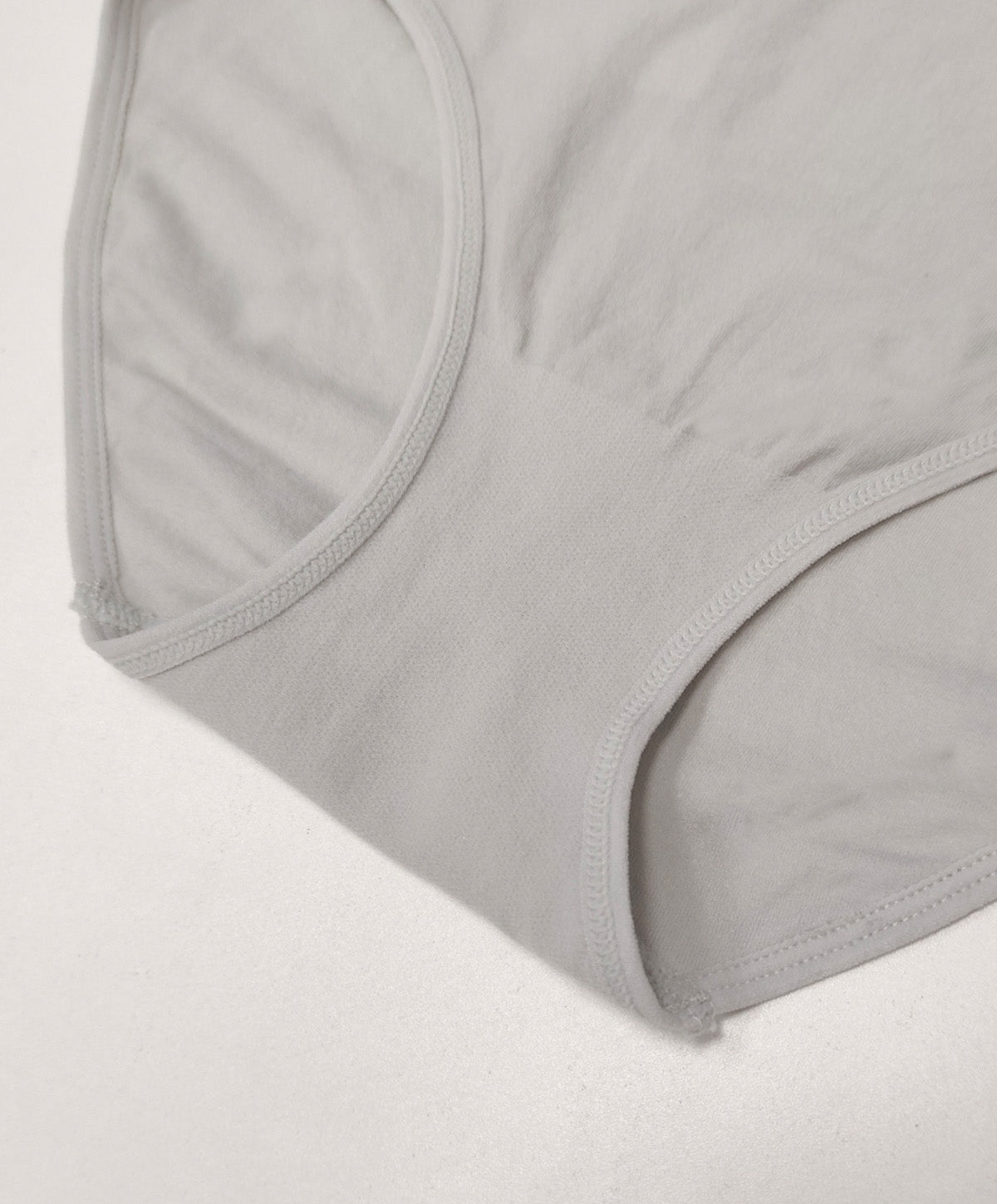 Seamfree Brisk Midi Panty