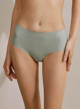 Airy Smooth Seamless Midi Panty